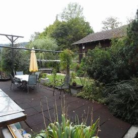 Terrasse mit Garten